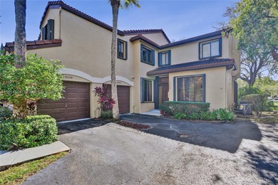 (private lake, pond, coastal) Condo For Sale in Plantation Florida