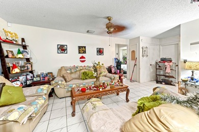 Beautiful 1-story home with 3 bedrooms and 2 bathrooms, perfect - photo 14