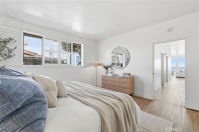 Welcome to 2516 The Strand - a rare oceanfront duplex - photo 16