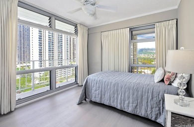 Crescent Park at 2575 Kuhio Avenue- 2 blocks from Waikiki - photo 18