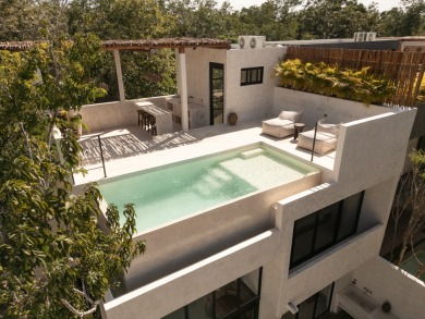 Casa Cielo is a one-of-a-kind luxury villa located in the heart - photo 21