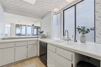 Welcome to 2516 The Strand - a rare oceanfront duplex - photo 31