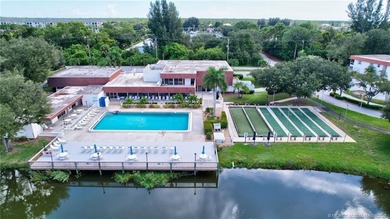 This lovely home has been exquisitely remodeled with a designers - photo 36