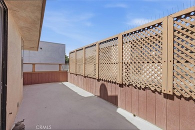 Welcome to 2516 The Strand - a rare oceanfront duplex - photo 43