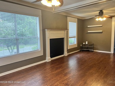 No Flood Zone/ Detached Garage/ Just 1 milet to the beach! Don't - photo 5