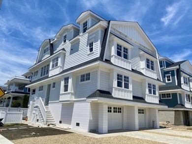 THE SOUTH-END IS CALLED THE *GOLD COAST OF AVALON*. Wide - photo 3