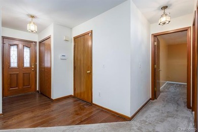 Rare detached condo living near the lake offering the simplicity - photo 5
