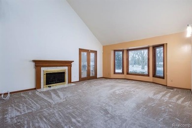 Rare detached condo living near the lake offering the simplicity - photo 7