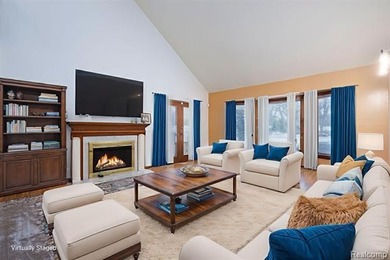 Rare detached condo living near the lake offering the simplicity - photo 9