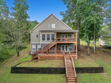 If your are looking for a great house with tons of room this is - Lake Home For Sale in Double Springs, Alabama