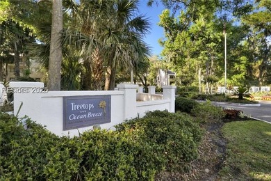 Completely renovated, this 2-bedroom, 2-bath Treetops villa - photo 29