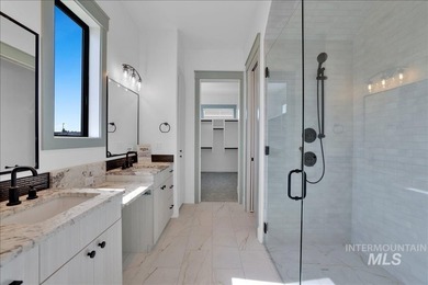 Luxury, location and privacy! Located in Twin Falls newest - photo 31