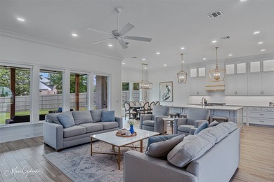 Located in the highly sought-after Southern Trace Golf Club - photo 3