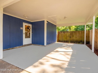Welcome home to this charming and well-maintained property - photo 6