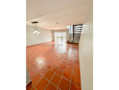Partially renovated 2-story townhouse featuring 1,520 SqFt of - photo 8