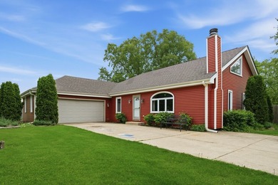(private lake, pond, creek) Home Active Under Contract in New Lenox Illinois