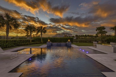 (private lake, pond, coastal) Home For Sale in Palm Beach Gardens Florida