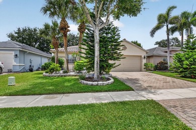 Welcome to this beautifully updated 3-bedroom, 2-bathroom home - photo 3