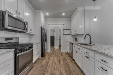 This versatile 3-bedroom PLUS bonus room home features a - photo 8