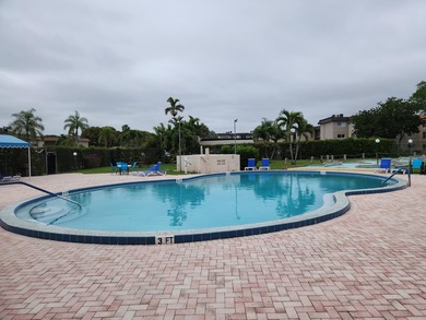 Spacious and cozy 2rd floor Condo 1 br 1.5 bath This condo is - photo 29