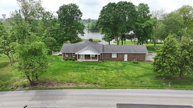 (private lake, pond, creek) Home For Sale in Bowling Green Kentucky
