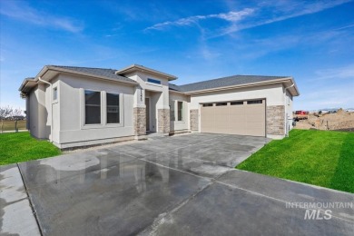 Lake Home For Sale in Kuna, Idaho