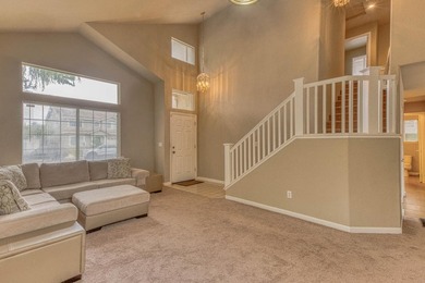 Beautiful 4 bedroom 2.5 bath home with tons of curb appeal is - photo 5