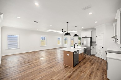 Stunning craftsmanship with southern charm in this new - photo 14