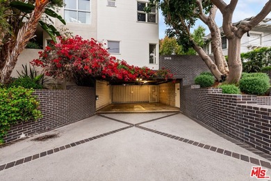 Architectural penthouse residence in the coveted Ocean Park Sea - photo 26