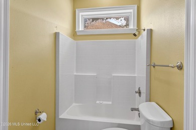 GORGEOUS JASSBY BUILT HOME WITH 4 BEDROOM AND 2.5 BATHS - photo 34