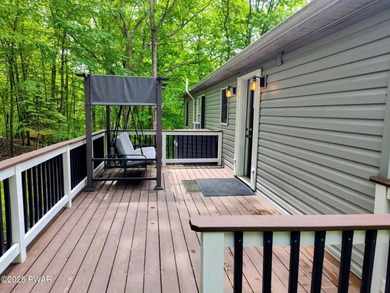 Mill Pond Home Sale Pending in Bushkill Pennsylvania