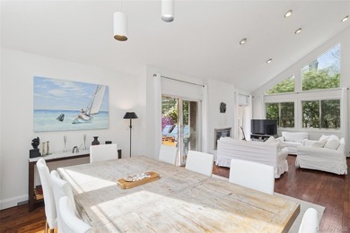 Your Private Summer Escape in East Hampton Tucked away behind a - photo 11