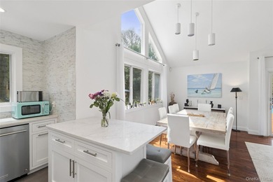 Your Private Summer Escape in East Hampton Tucked away behind a - photo 13