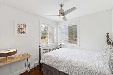 Your Private Summer Escape in East Hampton Tucked away behind a - photo 14