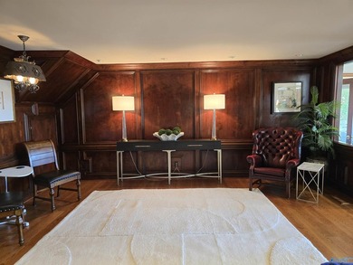 Welcome to 726 Dogwood Trail in Country Club. Incredible - photo 15