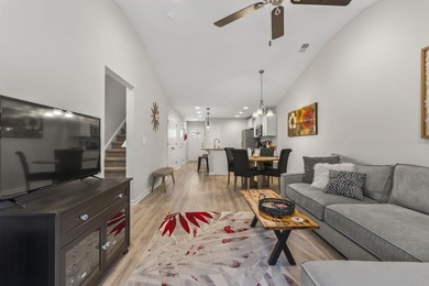 Welcome to 164 Machrie Loop Unit B - a beautifully maintained - photo 16