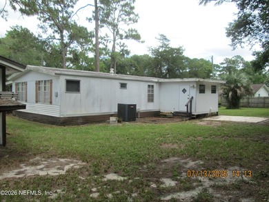 Like living in the country, this mobile home with a detached - photo 17