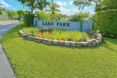 (private lake, pond, coastal) Condo For Sale in Miami Florida