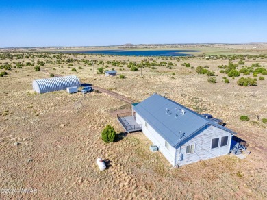 (private lake, pond, creek) Home For Sale in Concho Arizona