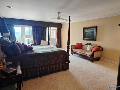 Welcome to 726 Dogwood Trail in Country Club. Incredible - photo 23