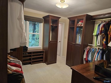 Welcome to 726 Dogwood Trail in Country Club. Incredible - photo 24