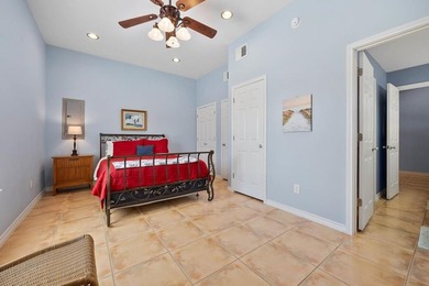 Find your slice of paradise in this gorgeous 5-bedroom - photo 26