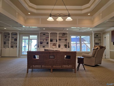 Welcome to 726 Dogwood Trail in Country Club. Incredible - photo 31