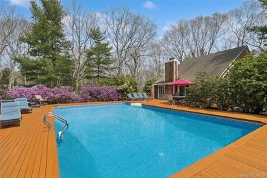 Your Private Summer Escape in East Hampton Tucked away behind a - photo 34
