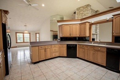 A Rare 32-Acre Equestrian Estate with Historic Charm and River - photo 36