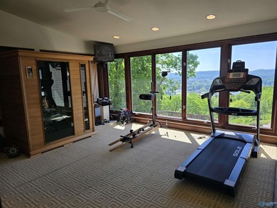 Welcome to 726 Dogwood Trail in Country Club. Incredible - photo 37