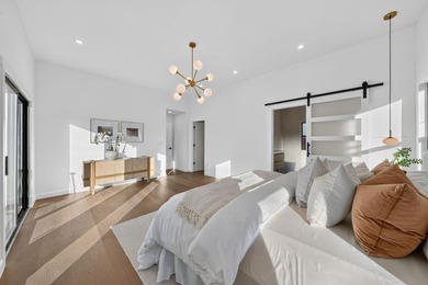 Nestled in one of Cambrian's most desirable neighborhoods, this - photo 39