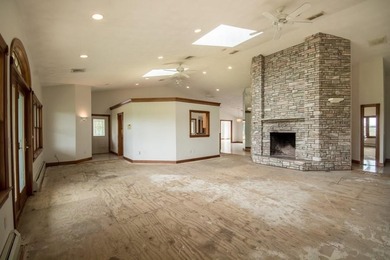 A Rare 32-Acre Equestrian Estate with Historic Charm and River - photo 39
