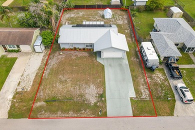 Welcome home to this beautifully updated 3-bedroom, 2-bathroom - photo 2