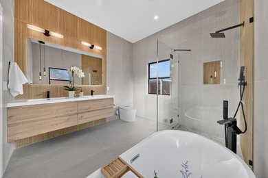Nestled in one of Cambrian's most desirable neighborhoods, this - photo 49